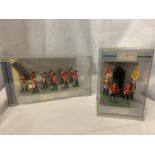 TWO BOXED BRITAINS MIDDLESEX REGIMENT SETS - A TEN PIECE MARCHING BAND 8703 AND A FIVE PIECE