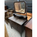 AN EARLY 20TH CENTURY OAK DRESSING CHEST, 36" WIDE, ON BOBBIN LEGS AND UPRIGHTS