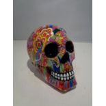 A GROOVY ART SKULL