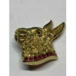 AN 18 CARAT GOLD PLATED HARE PENDANAT WITH A RED STONE COLLAR