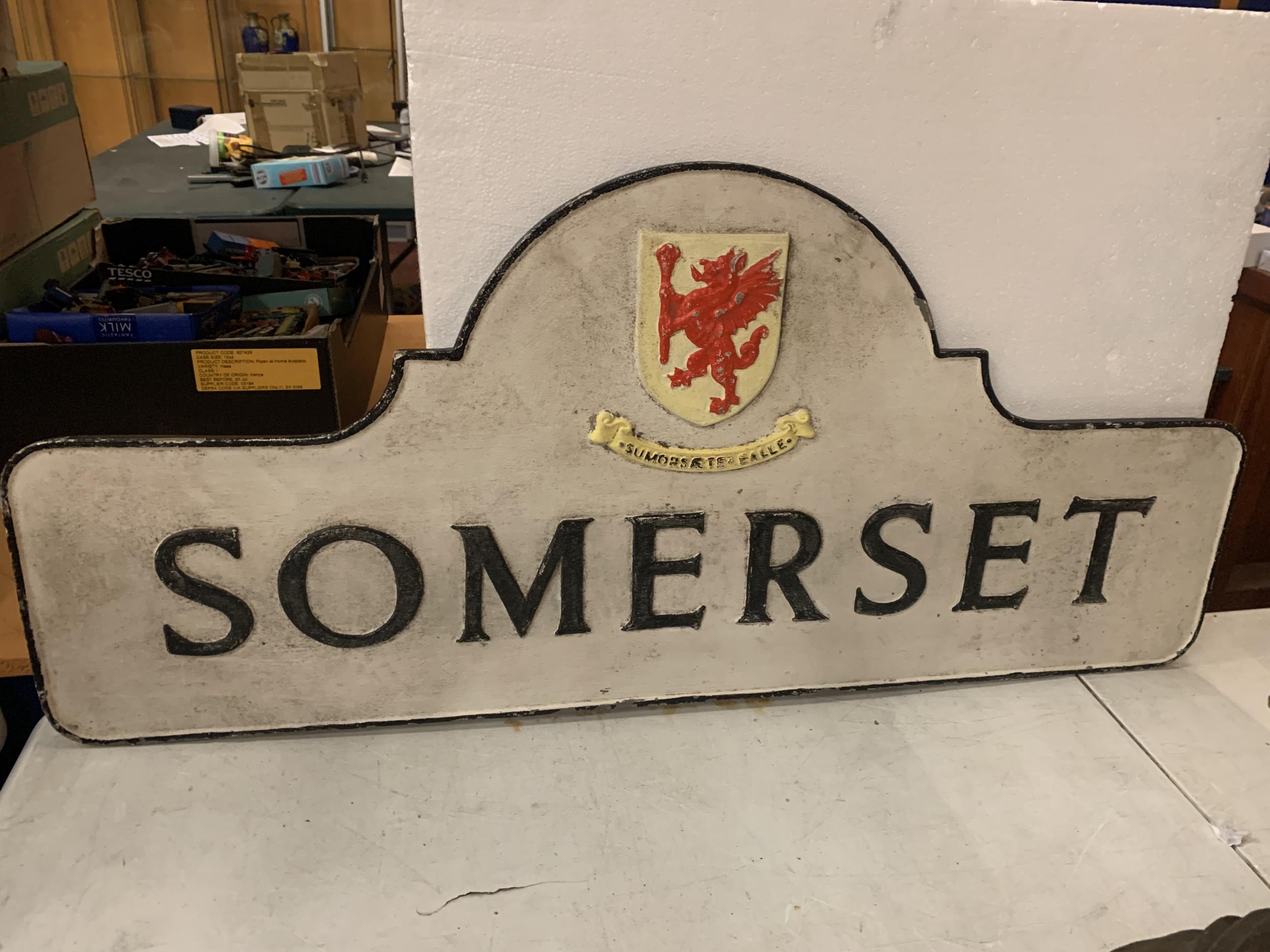 A CAST METAL SOMERSET SIGN 100CM LONG