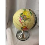 A LIGHT UP GLOBE, WORKING AT TIME OF LOTTING BUT NO WARRANTY