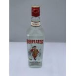 A 1 LITRE BEEFEATER LONDON DRY GIN 47% VOL