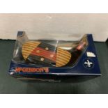 A COLLECTABLE BOXED MCGIBBON'S SPECIAL RESERVE BLENDED SCOTCH WHISKY GOLF CLUB DECANTER 43% VOL,