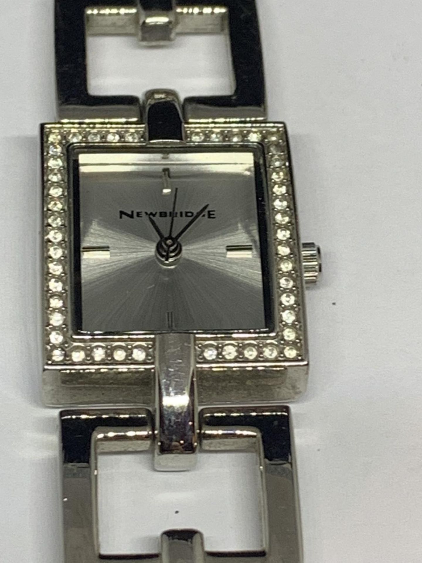TWO DECORATIVE WRIST WATCHES WITH CLEAR STONE DECORATION ONE WITH A RECTANGULAR FACE AND A - Image 4 of 4