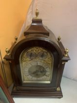 A CIRCA 1890 MAHOGANY BRACKET CLOCK BY MARTIN OF LONDON, HAVING EIGHT DAY MOVEMENT WITH STRIKING AND