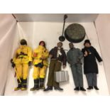 FIVE UNBOXED ARTICULATED MILITARY FIGURES - BELIEVED DRAGON MODELS - WINSTON CHURCHILL, TWO