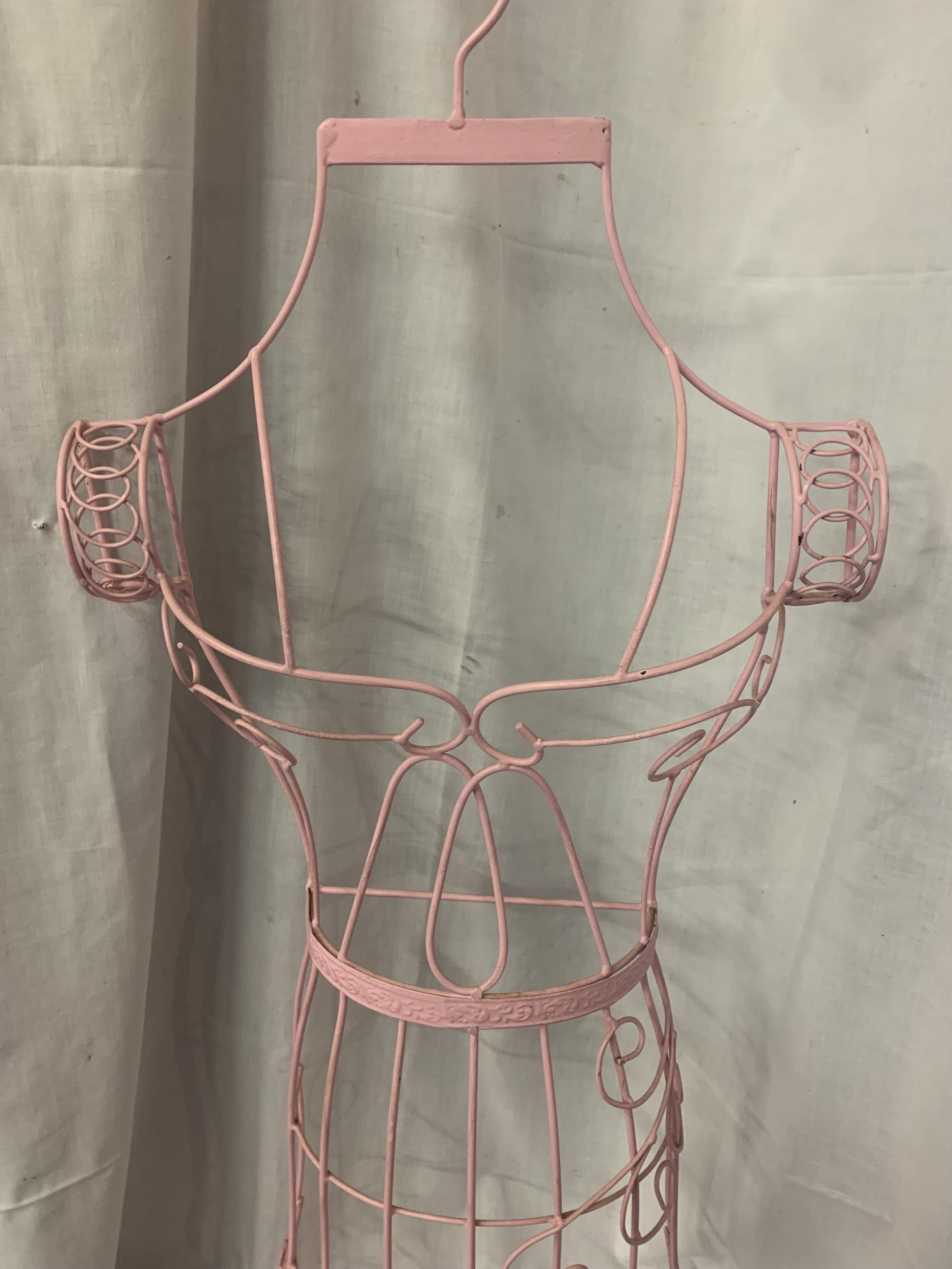 A PINK WIRE HANGING MANNEQUIN - Image 2 of 3