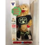 A VINTAGE BOXED 1987 TRIANG GORDEN THE GOPHER