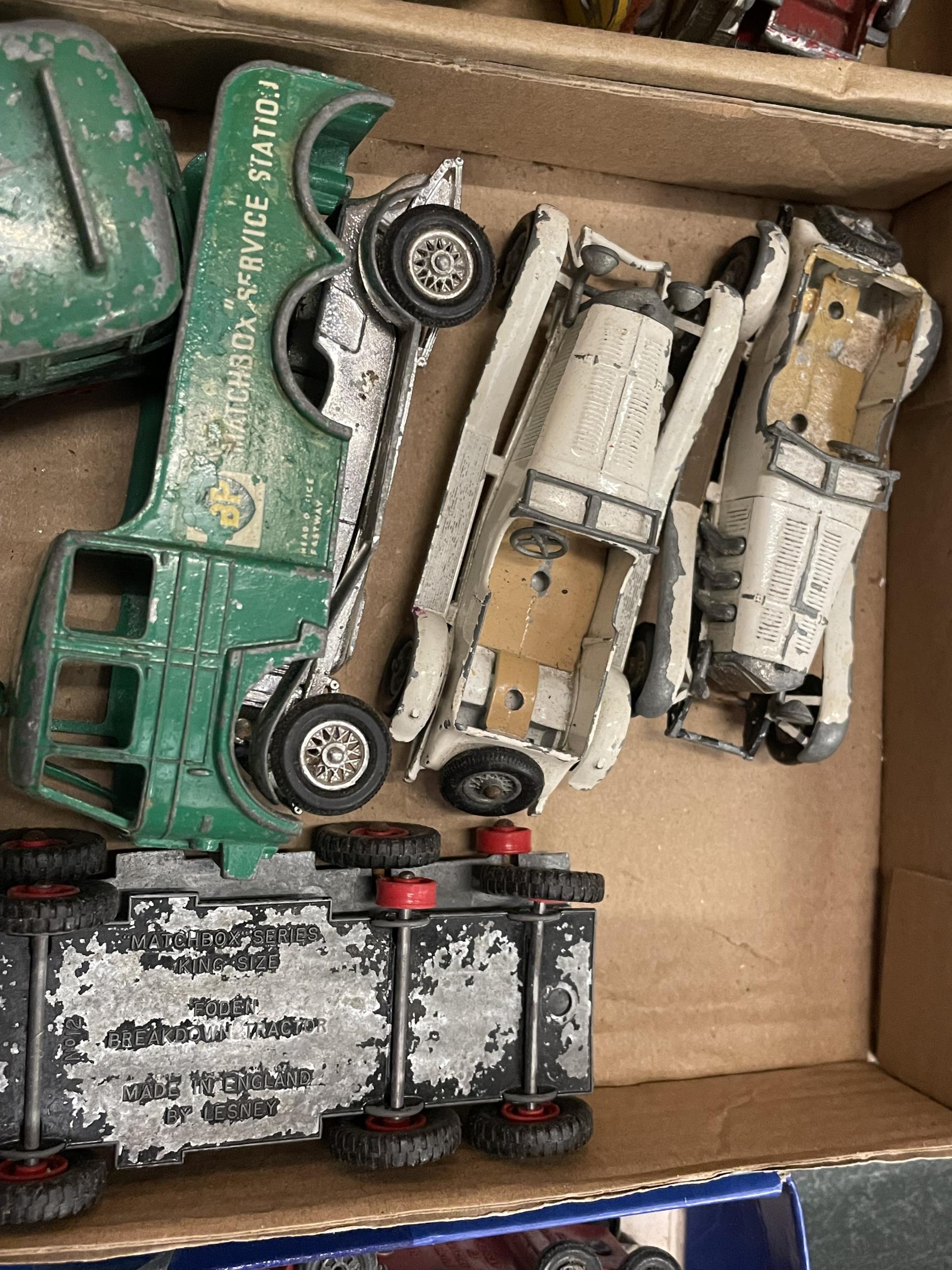 A QUANTITY OF MATCHBOX LESNEY VEHICLES TO INCLUDE A ROLLS ROYCE SILVER GHOST 1907, 1911 RENAULT, - Image 3 of 3