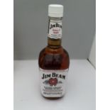 A 1 LITRE BOTTLE OF JIM BEAM KENTUCKY STRAIGHT BOURBON WHISKEY 40% VOL