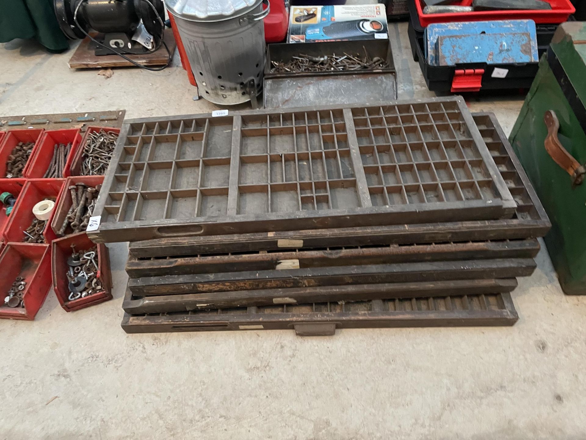 A GROUP OF SIX VINTAGE WOODEN PRINTERS TRAYS