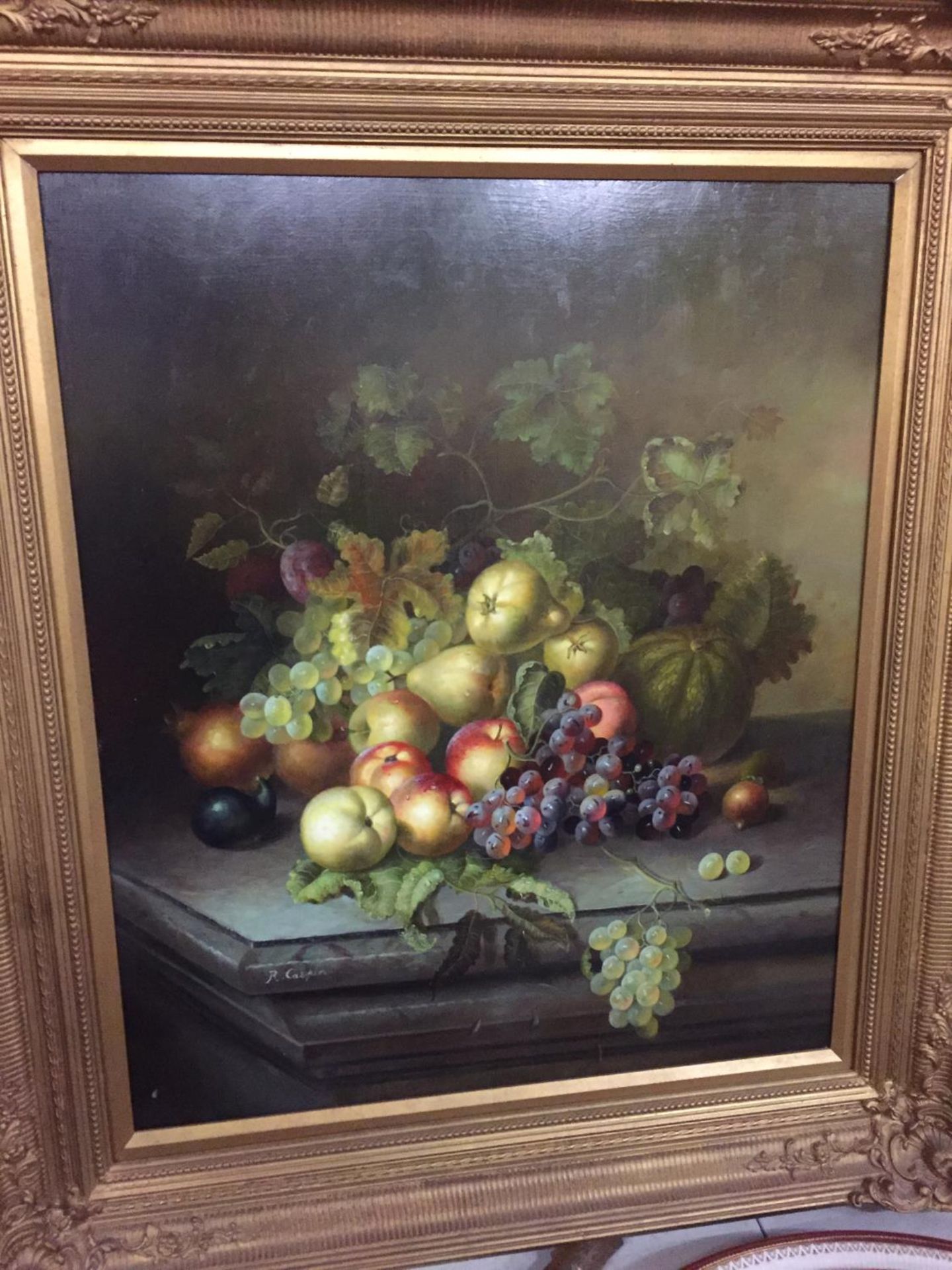 A GILDED FRAMED OIL ON BOARD STILL LIFE PAINTING OF FRUIT, SIGNED R CASPER - Image 3 of 4