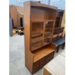 A RETRO TEAK LOUNGE UNIT 40" WIDE