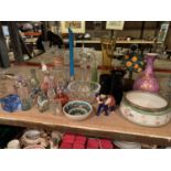 A LARGE AMOUNT OF COLLECTABLES TO INCLUDE GLASS VASES, SAND ART BOTTLES, THERMOMETERS, PERFUME