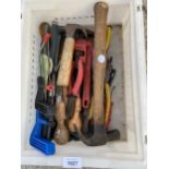 AN ASSORTMENT OF HAND TOOLS TO INCLUDE HAMMERS, SCREW DRIVERS AND PLIERS ETC