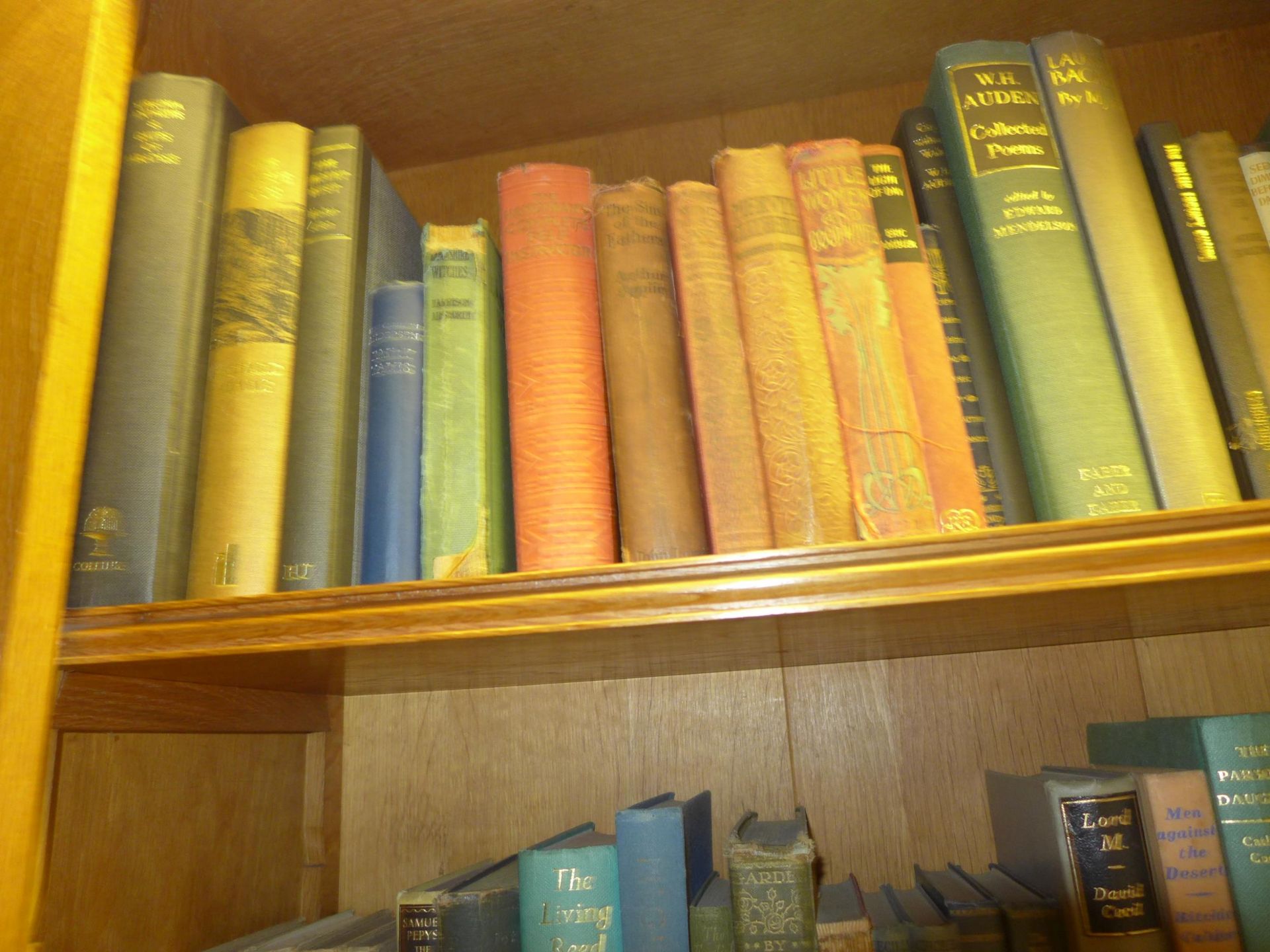 A HUNDRED BOOKS TO INCLUDE LITTLE WOMEN, LANCASHIRE WITCHES, PETER PAN, RUDYARD KIPLING ETC - Image 5 of 6