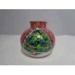 AN ANITA HARRIS HANDPAINTED AND SIGNED CHRISTMAS TREE VASE