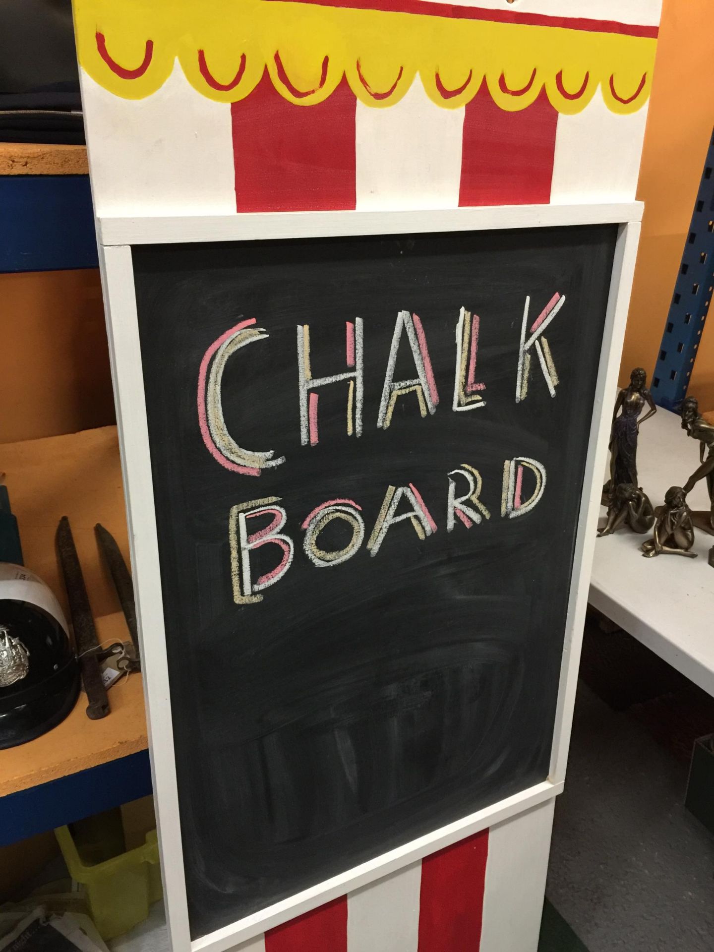A VERY LARGE HAND PAINTED WOODEN 'CIRCUS TENT' THEMED CHALK BOARD, HEIGHT 183CM, WIDTH 61CM - Image 2 of 2