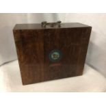 AN OAK CASED LION MENUCATOR NO.2 MODEL VINTAGE PRINTER