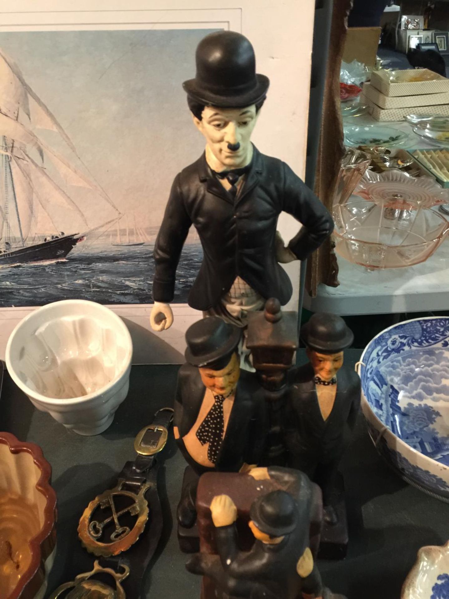 FOUR FIGURE GROUPS OF LAUREL AND HARDY AND A LARGE FIGURE OF CHARLIE CHAPLIN - Image 2 of 3