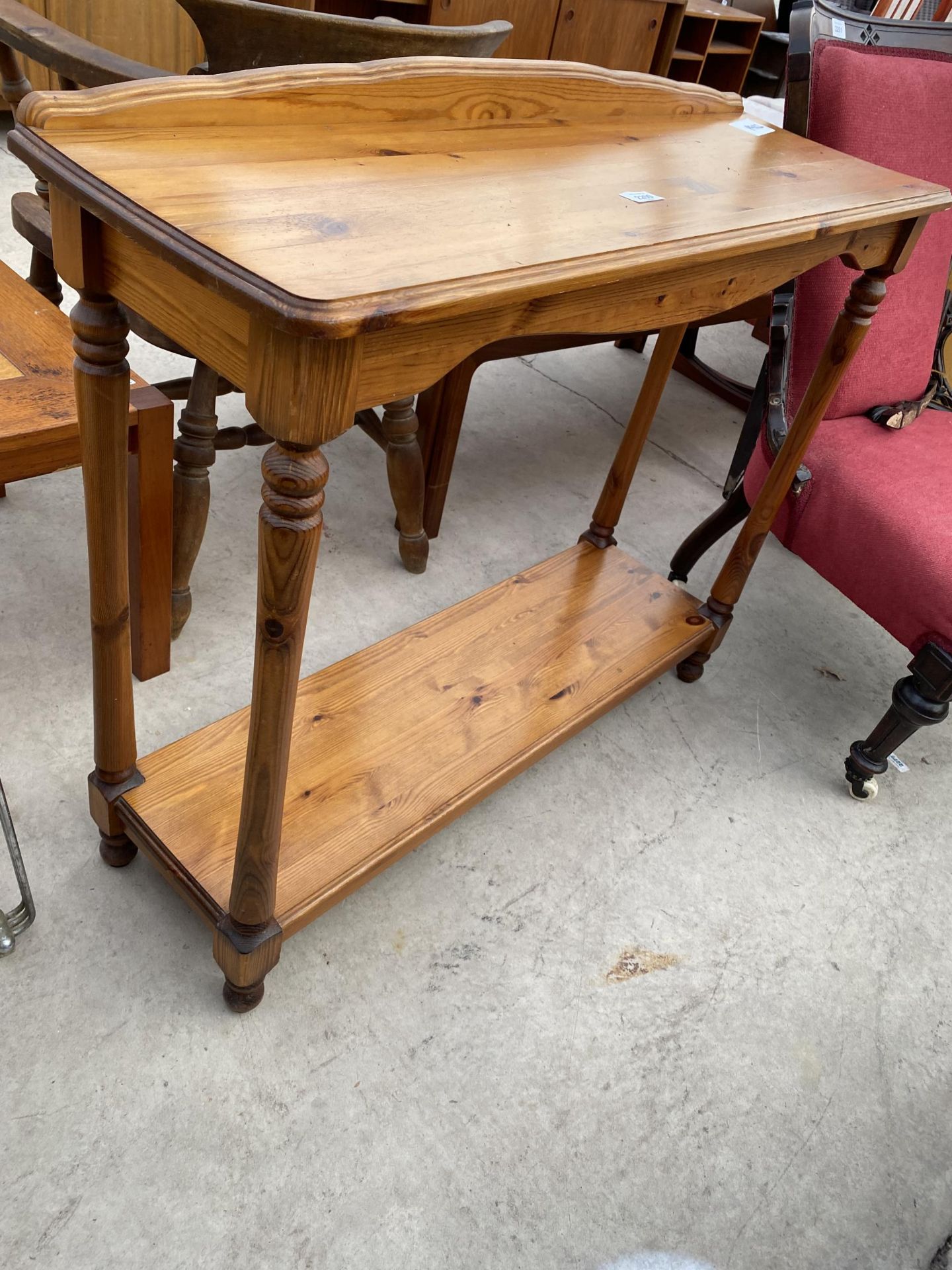 A MODERN PINE CONSOLE TABLE, 36" WIDE - Image 2 of 3