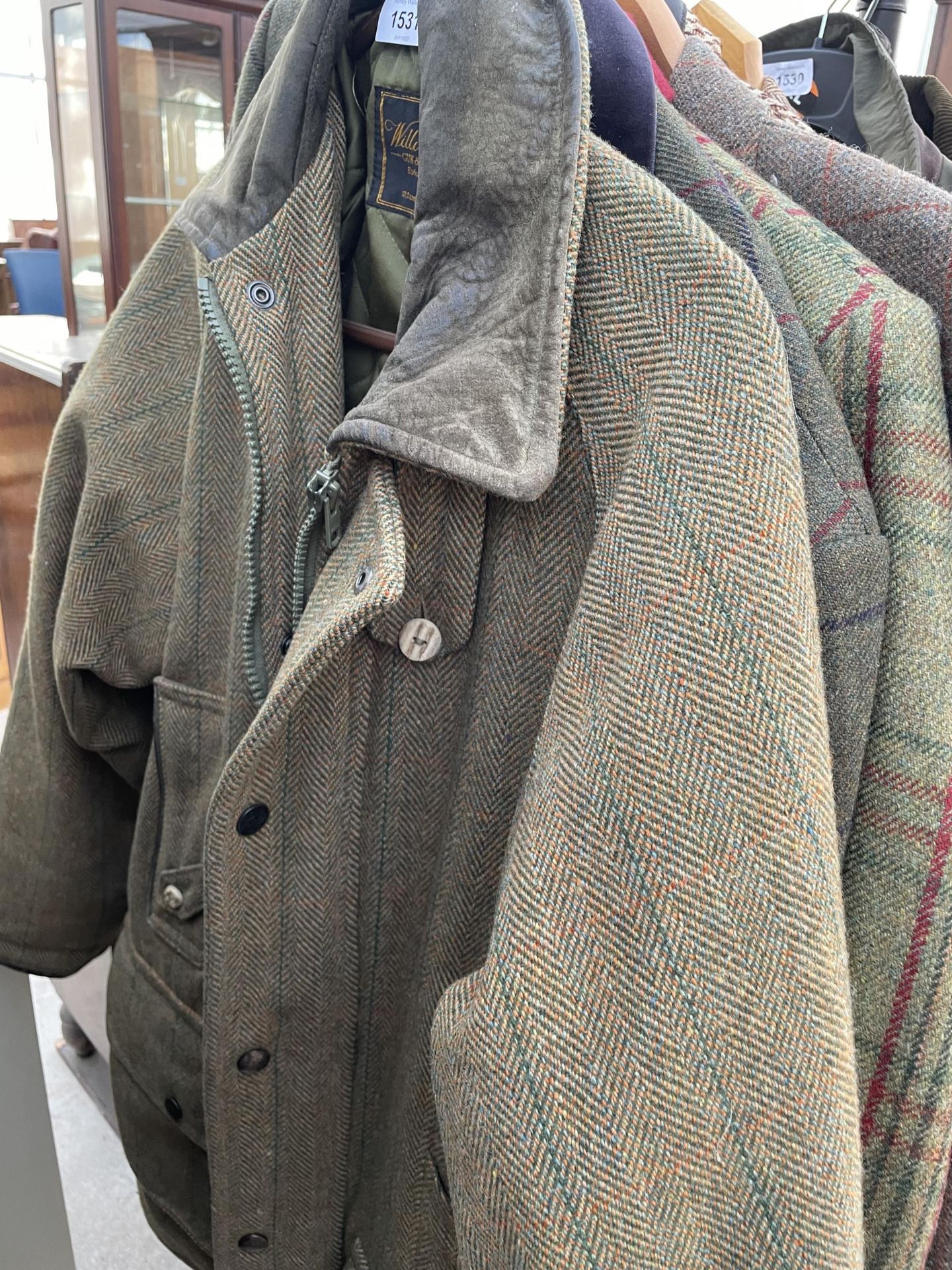 AN ASSORTMENT OF TWEED JACKETS - Image 2 of 12