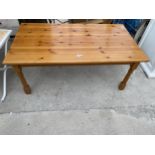 A MODERN PINE COFFEE TABLE, 39 X 21.5"