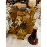 A QUANTITY OF AMBER GLASSWARE TO INCLUDE VASES, JUGS, BOWLS, ETC