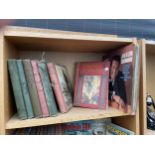 AN ASSORTMENT OF VINTAGE BOOKS TO INCLUDE 'THE WONDER BOOK OF' COLLECTION