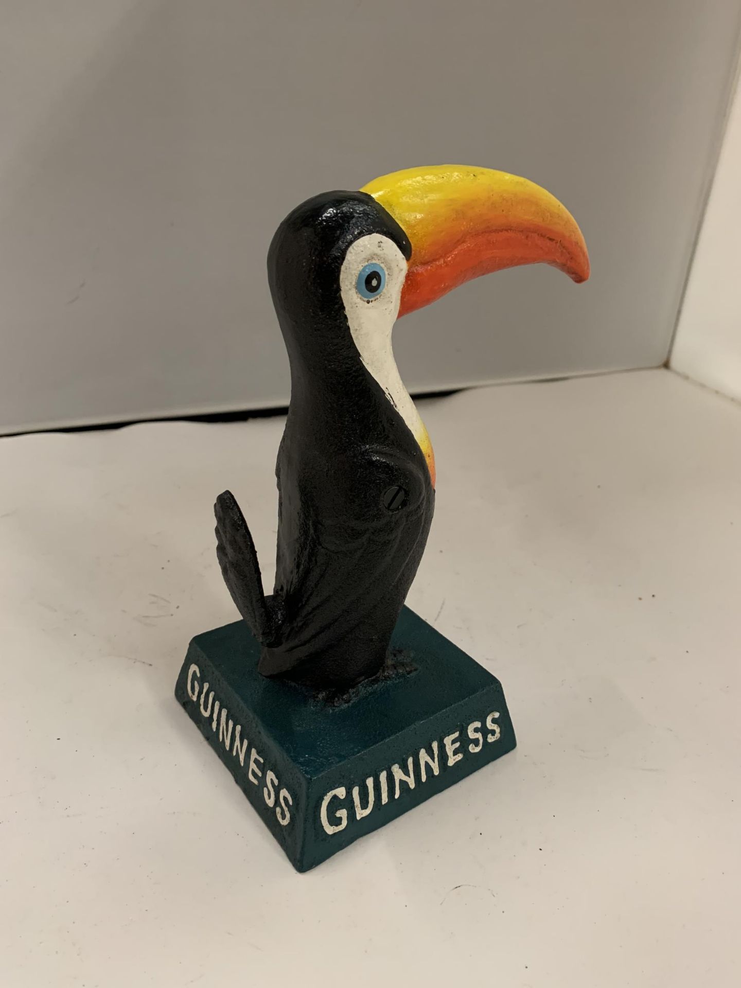 A CAST GUINNESS TOUCAN HEIGHT 20CM - Image 2 of 3