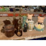 A QUANTITY OF COLLECTABLE ITEMS TO INCLUDE PORCELAIN PIGS, BRASS CANDLESTICKS, VASES, BOOKENDS, ETC