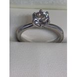A PLATINIUM RING WITH A 1.37 CARAT SOLITAIRE DIAMOND SIZE M WITH A PRESENTATION BOX