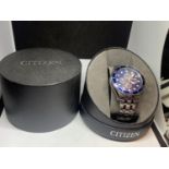 A CITIZEN CHRONOGRAPH WRIST WATCH IN A PRESENTATION BOX SEEN WORKIBNG BUT NO WARRANTY