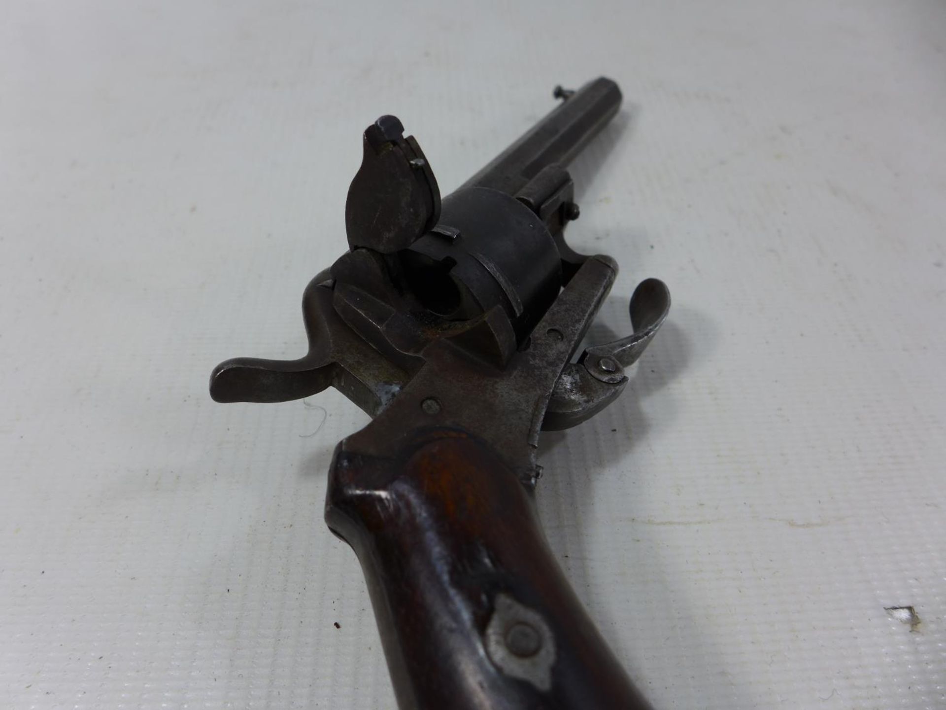A 7.65 CALIBRE SIX SHOT PINFIRE REVOLVER WITH LIEGE PROOF MARKS, HAMMER SPRING FAULTY - Image 3 of 3