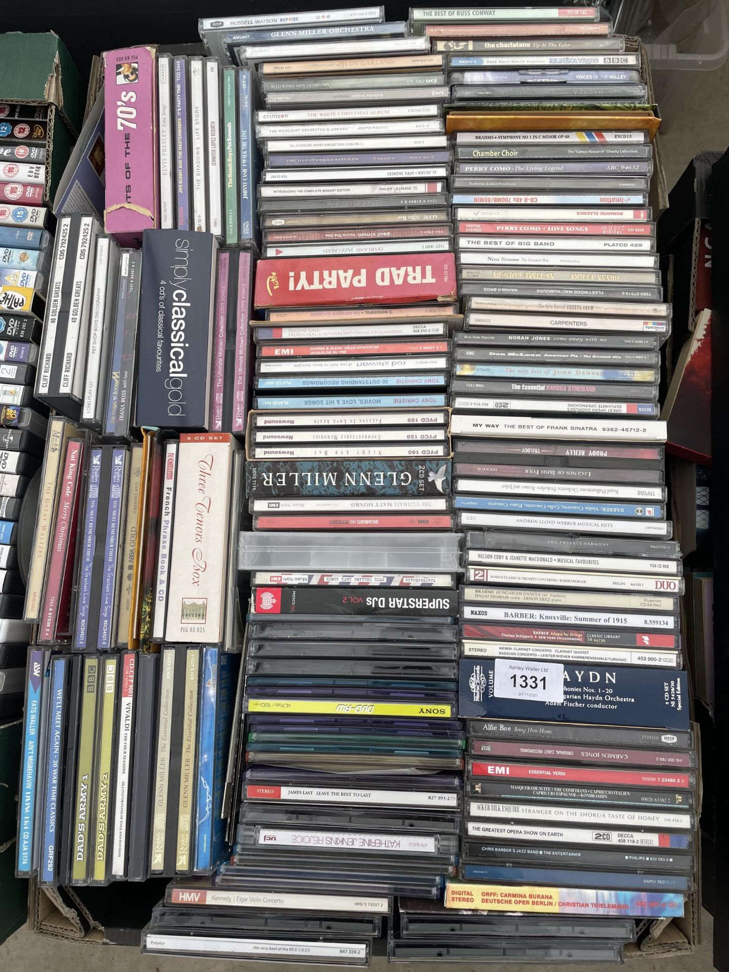 A LARGE ASSORTMENT OF CDS - Image 2 of 3