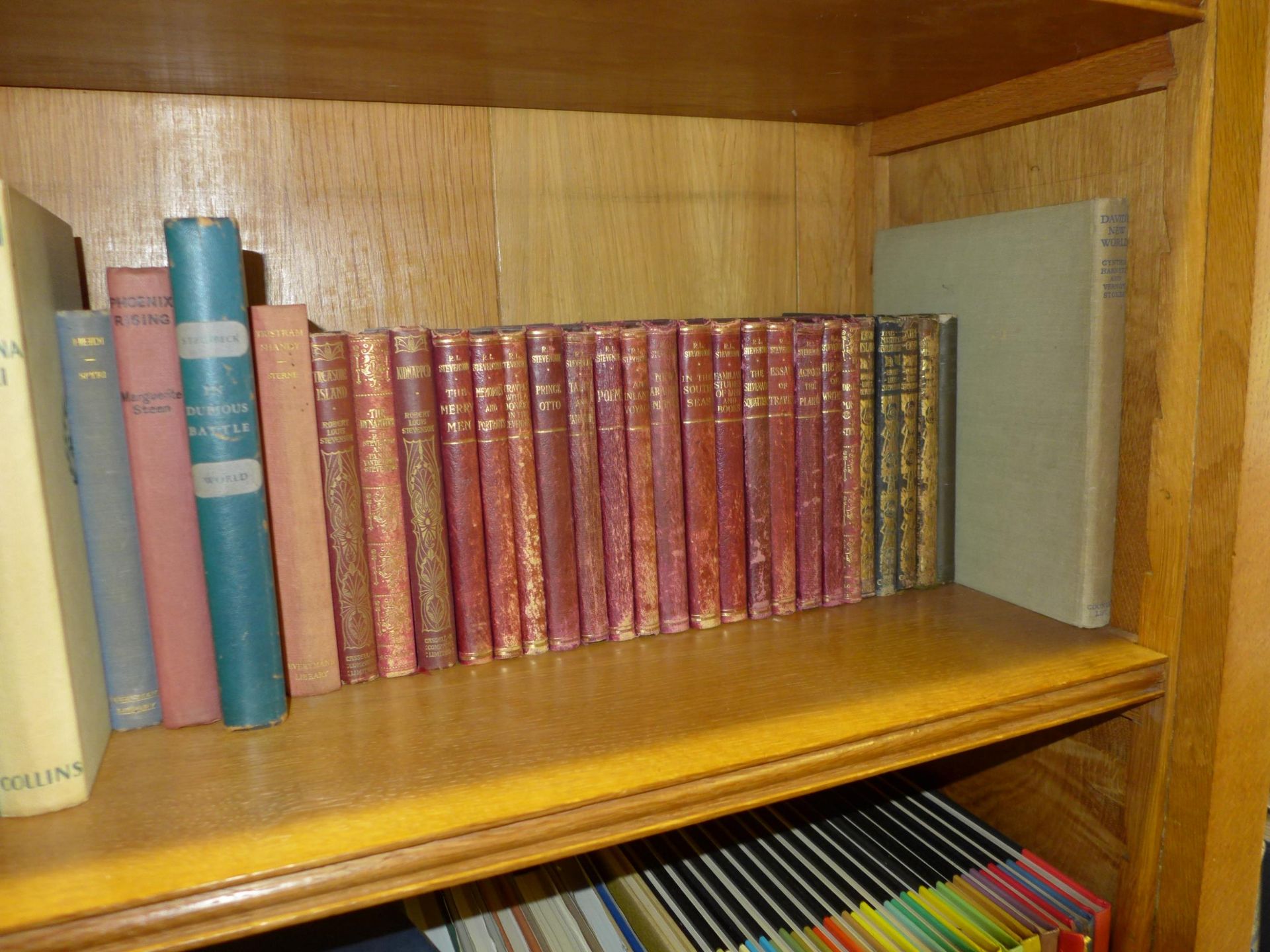 EIGHTY EIGHT BOOKS TO INCLUDE SIR WALTER SCOTT WAVERLEY NOVELS, POETRY, KNIGHTS, CABINET - Image 2 of 5