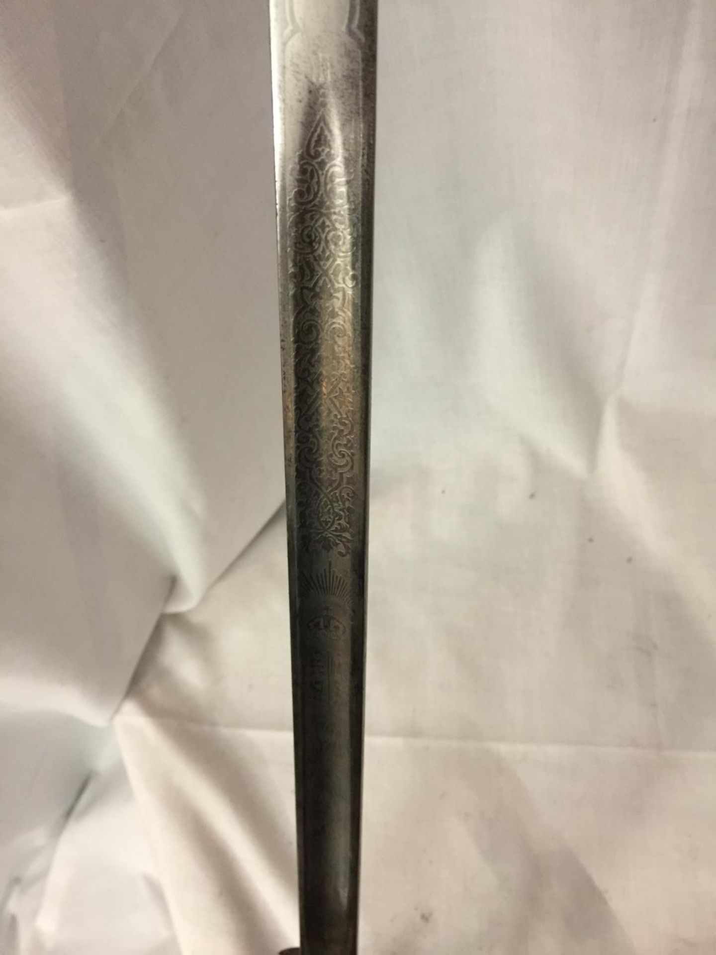 A GEORGE V LIGHT INFANTRY OFFICERS SWORD, 83CM BLADE - Image 4 of 6