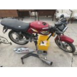 A HONDA 197CC CG200 2007 MOTORBIKE, INCOMPLETE SPARES/REPAIRS, MILEAGE 7,973, WITH ONE KEY AND LOG