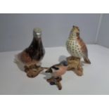 THREE BESWICK BIRDS TO INCLUDE A SMALL CHAFFINCH AND TWO LARGER BIRDS