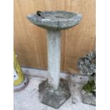 A RECONSTITUTED STONE BIRD BATH WITH PEDASTEL BASE (H:85CM)