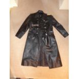 A GOOD QUALITY REPLICA BLACK LEATHER NAZI GERMANY COAT, SIZE 44, THE LINING WITH SS RUNES, GREY