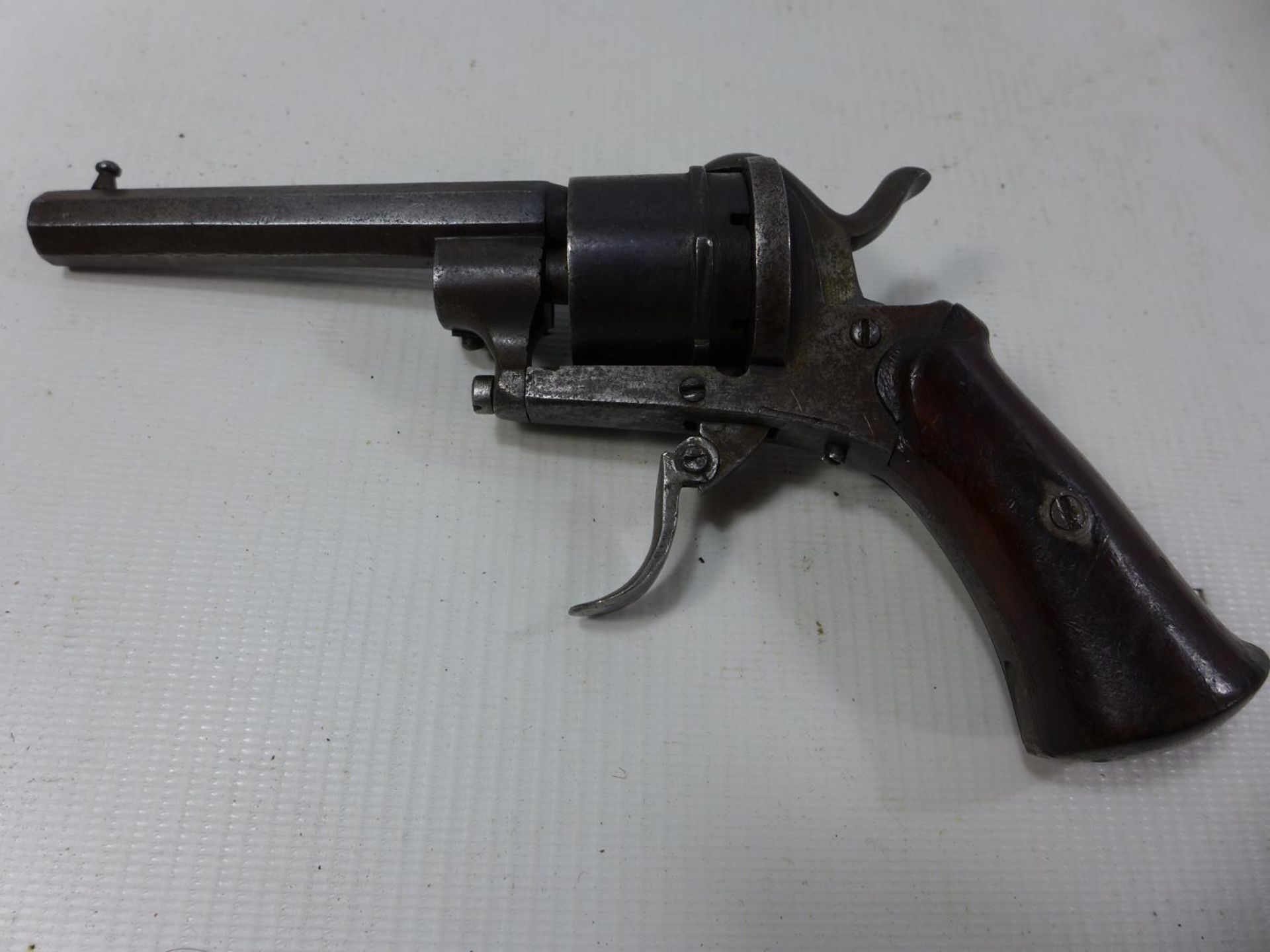 A 7.65 CALIBRE SIX SHOT PINFIRE REVOLVER WITH LIEGE PROOF MARKS, HAMMER SPRING FAULTY
