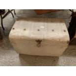 A LARGE METAL TRUNK WITH HANDLES, HEIGHT APPROX 42CM, WIDTH 60CM, DEPTH APPROX 40CM