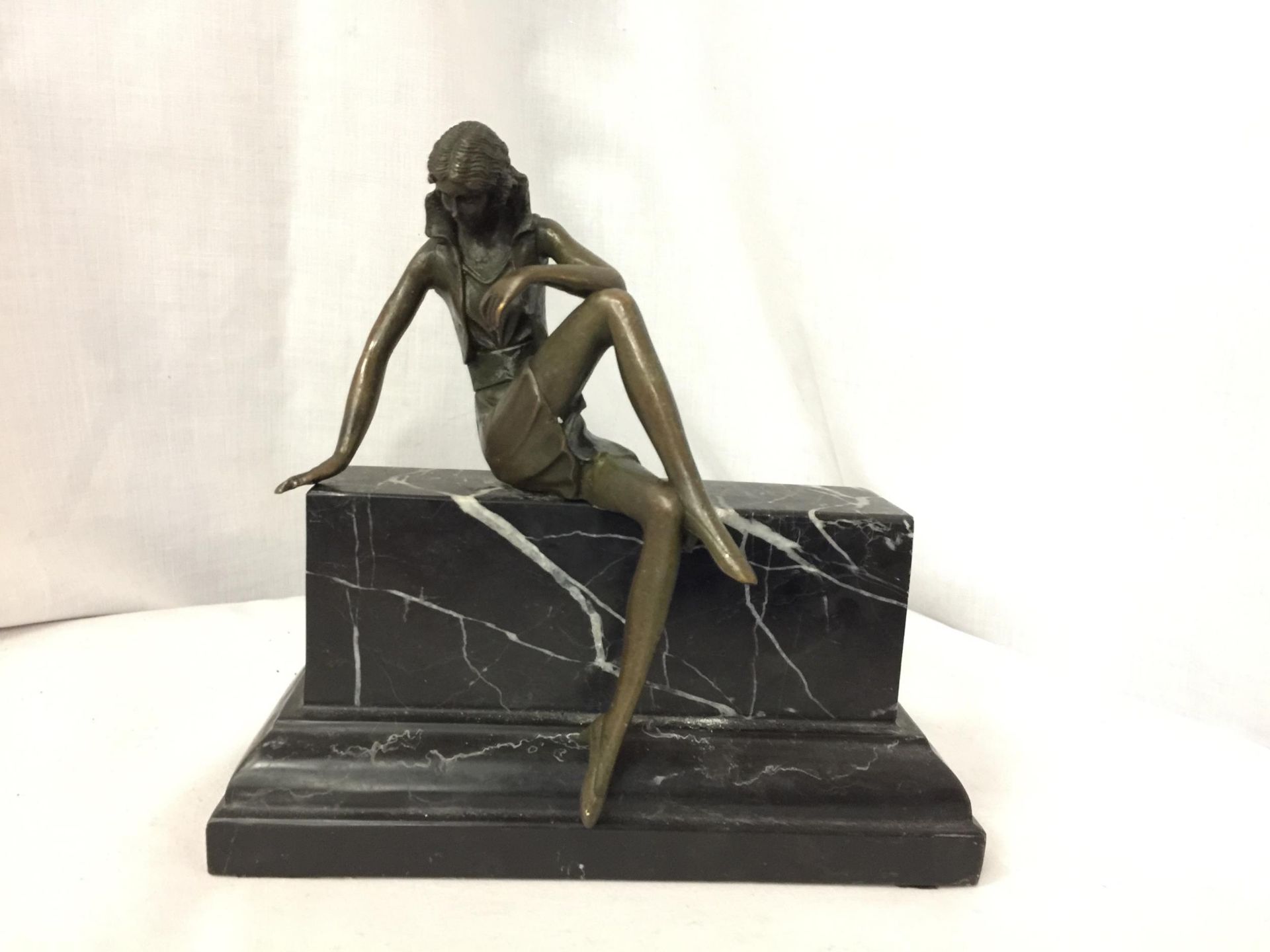 A BRONZE MODEL OF A LADY ON A MARBLE BASE SIGNED ALDE VITALET (A/F - FIGURINE COMES OFF BASE)