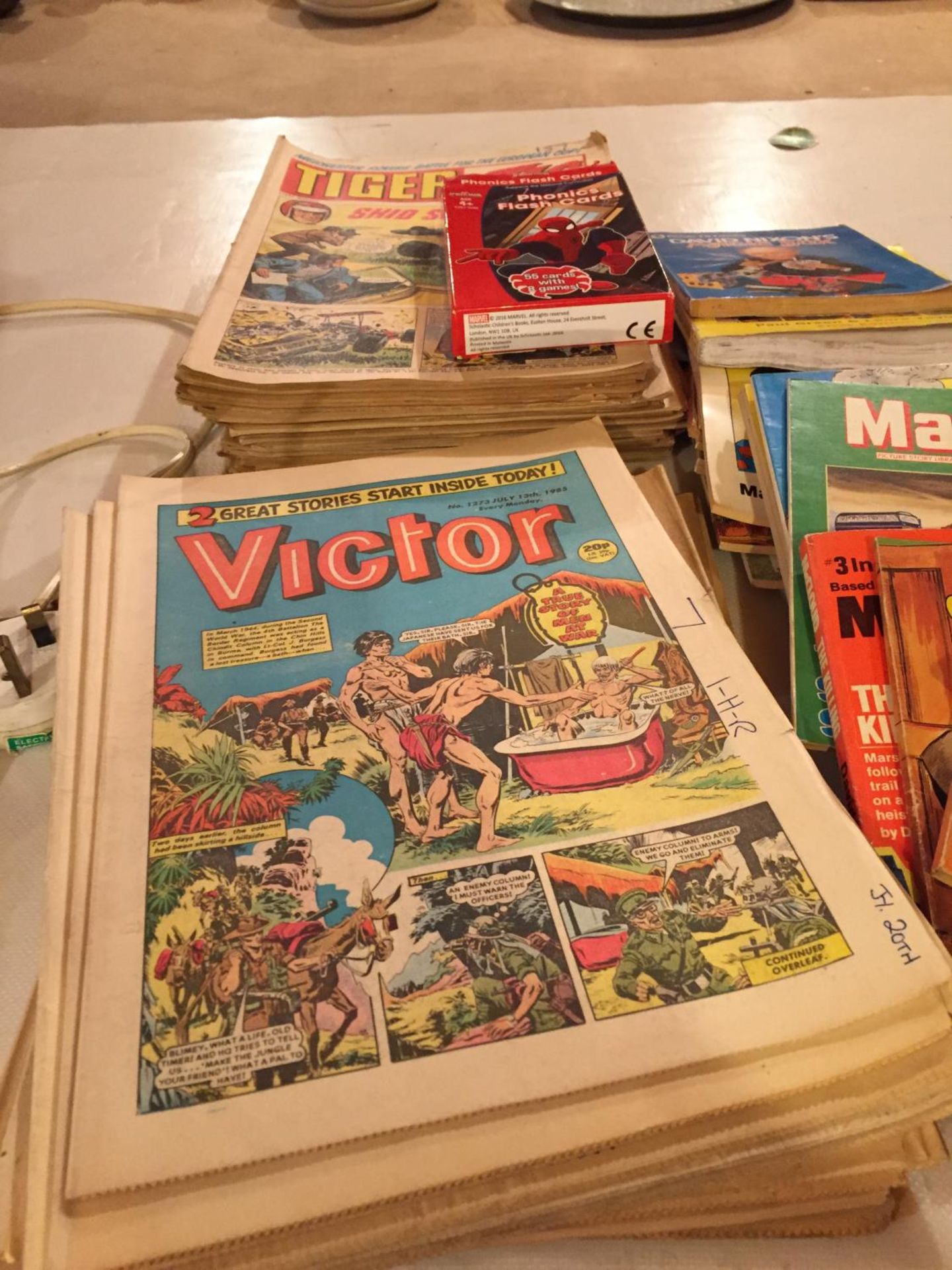 A LARGE QUANTITY OF PAPER MAGAZINES 'TIGER, JUDY' ETC - Image 3 of 4