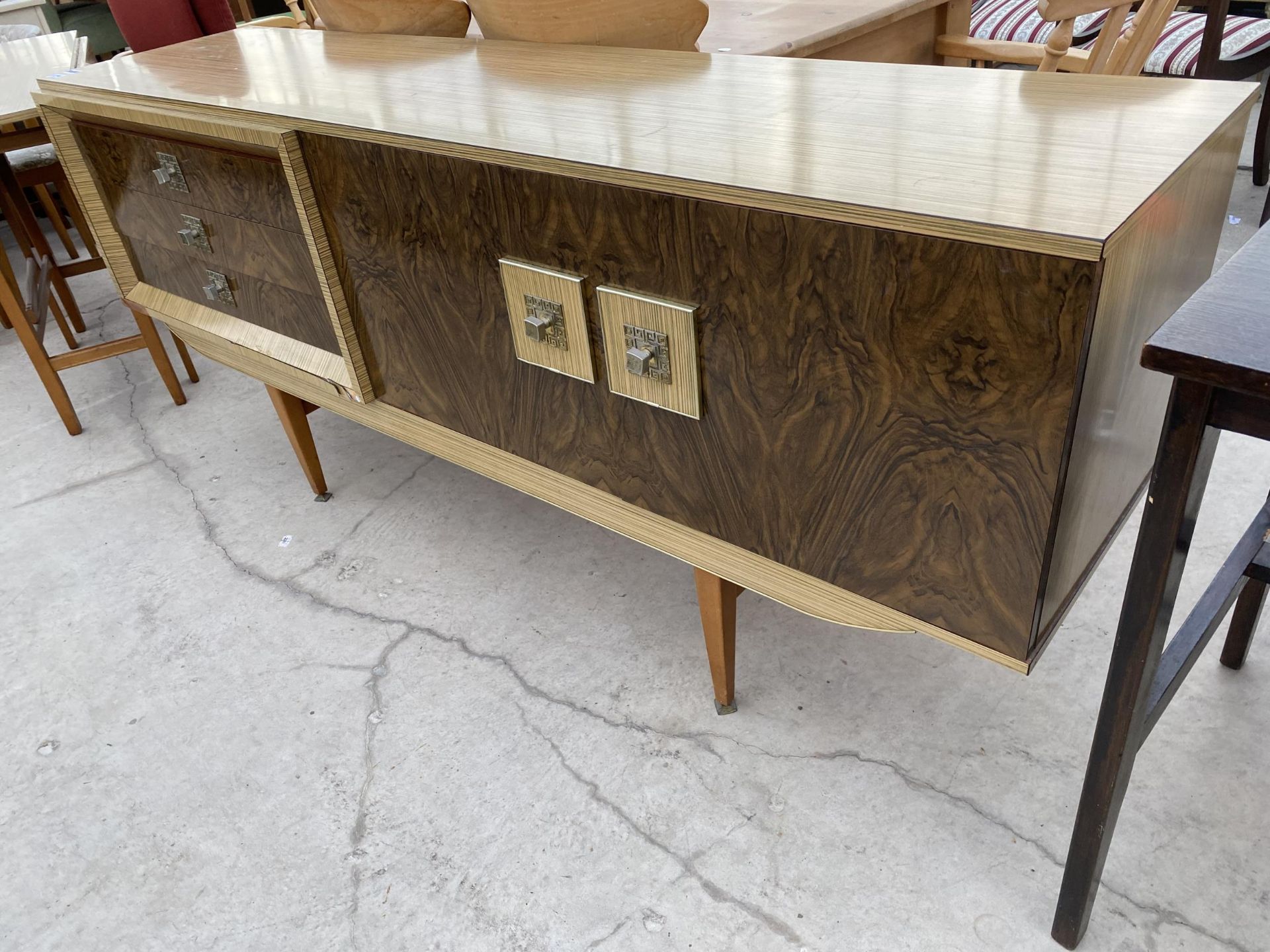 A RETRO DINING ROOM SUITE COMPRISING A PARTLY WALNUT EFFECT SIDEBOARD 71" WIDE, DROP-LEAF DINING - Image 8 of 8