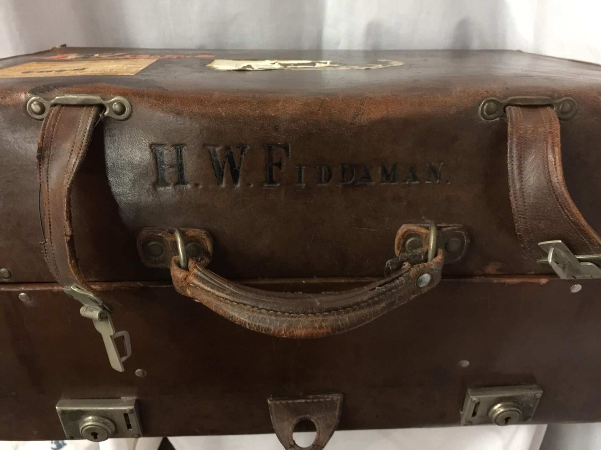 A THE MARTIN WITH EVERLASTING SPRINGS LEATHER SUITCASE STAMPED H W FIDDAMAN WITH LABELS TO INCLUDE P - Image 7 of 7