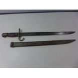 A JAPANESE WWII ARISAKA BAYONET, 39CM BLADE WITH SCABBARD