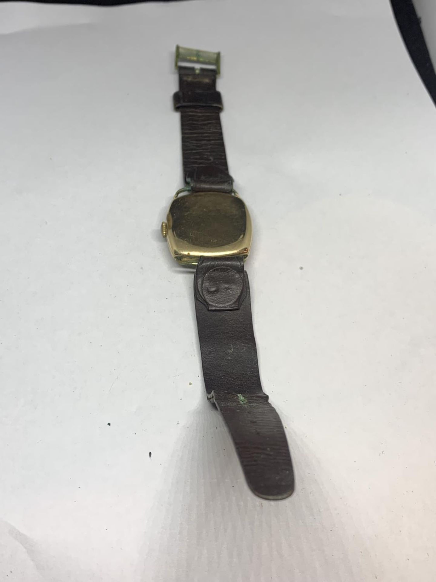 A VINTAGE CYMA GOLD PLATED WRIST WATCH SEEN WORKING BUT NO WARRANTY - Image 3 of 4